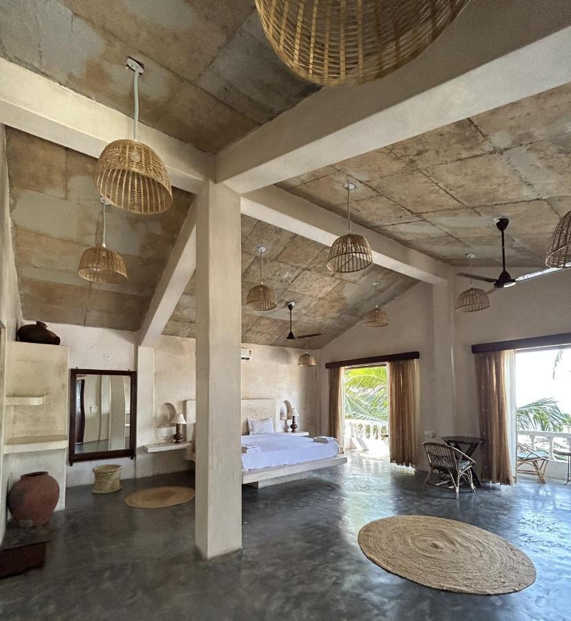 Silent Beach Resort Mandrem Exterior foto