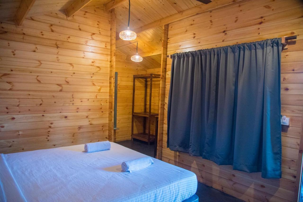 Silent Beach Resort Mandrem Exterior foto