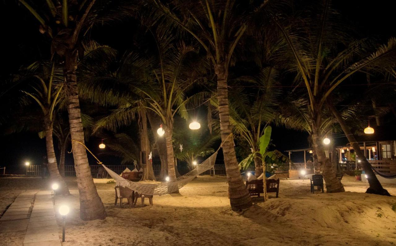 Silent Beach Resort Mandrem Exterior foto